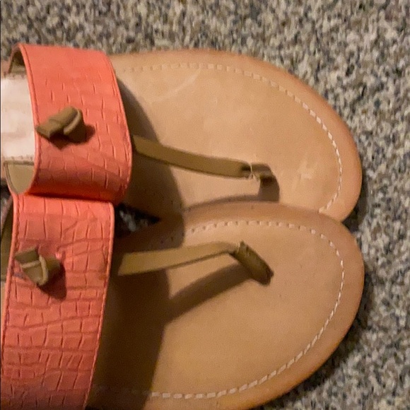 Maurices sandals - Picture 4 of 4